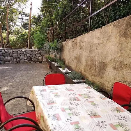 With Parking Space - 11743 Appartement *